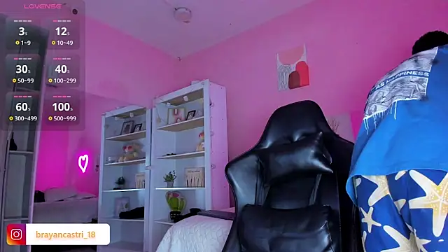 Ian Castillo  online show from 09/22/25, 11:16