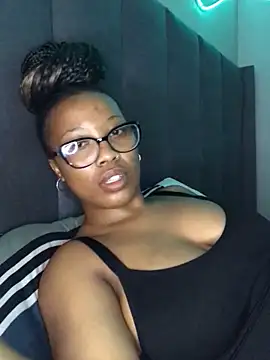 SZA Doja online show from 10/18/25, 09:33