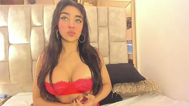 Oliviaa Evans online show from 05/10/26, 04:09