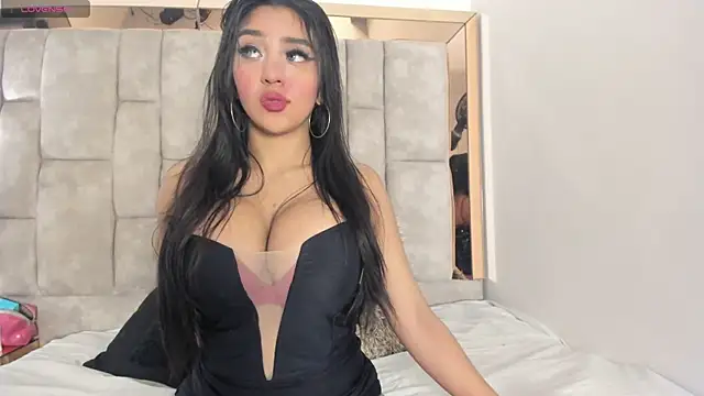 Oliviaa Evans online show from 04/26/26, 02:31
