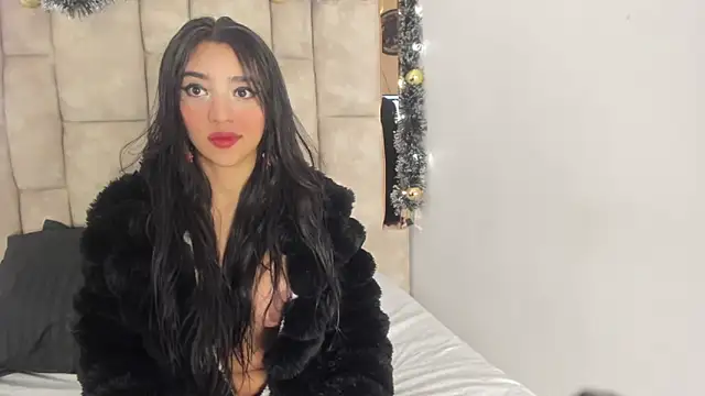 Oliviaa Evans online show from 11/16/25, 03:55