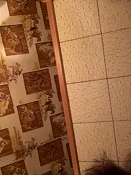 Tonybaloney1972 online show from 12/21/25, 04:03