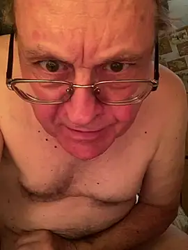 Snapshot of Tonybaloney1972 chatting on 06/03/26, 05:50 Tonybaloney1972 online show from 06/03/26, 05:50