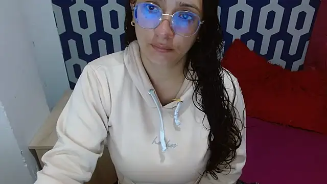 sarax ximena online show from 11/11/25, 09:59