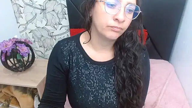 Snapshot of sarax_ximena chatting on 06/11/26, 06:21 sarax ximena online show from 06/11/26, 06:21