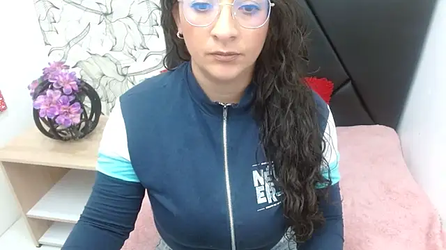 sarax ximena online show from 04/26/26, 12:52