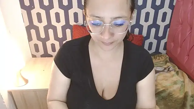 sarax ximena online show from 10/07/25, 06:14