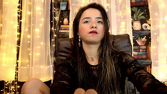 Snapshot of julietta___jackson chatting on 07/04/26, 09:08 julietta jackson online show from 07/04/26, 09:08