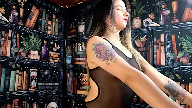 julietta   jackson online show from 03/24/26, 05:35