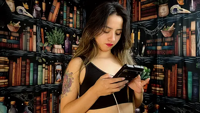 julietta   jackson online show from 11/19/25, 08:42