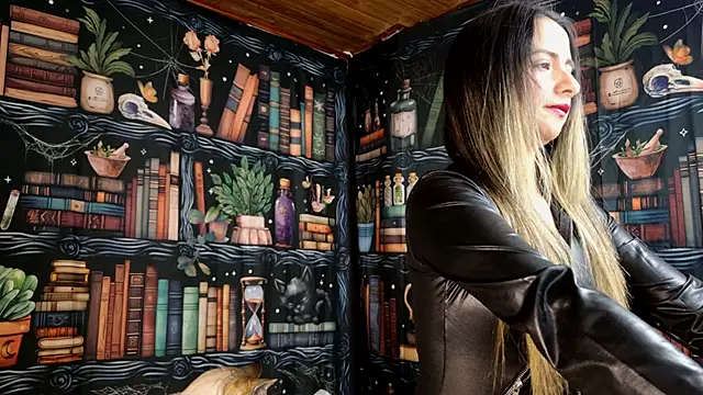 julietta   jackson online show from 11/20/25, 09:15