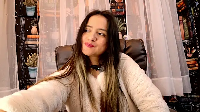 julietta   jackson online show from 05/13/26, 08:27