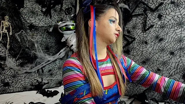 julietta   jackson online show from 10/31/25, 06:37