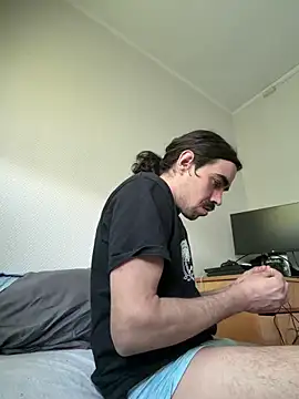 wolfwhite95 online show from 06/01/26, 09:03