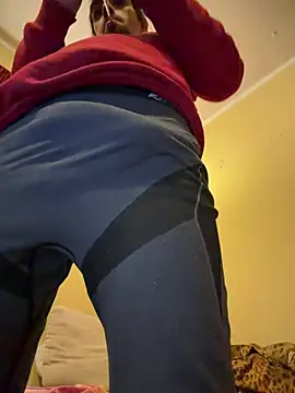 wolfwhite95 online show from 02/16/26, 10:07