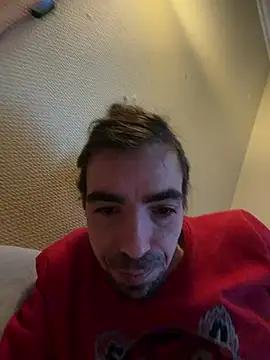 wolfwhite95 online show from 02/18/26, 07:39