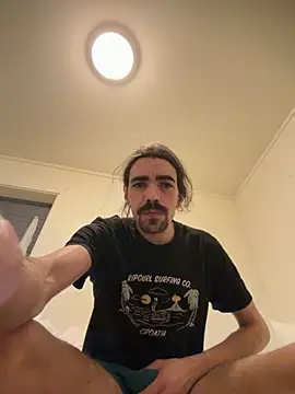 wolfwhite95 online show from 03/13/26, 10:04