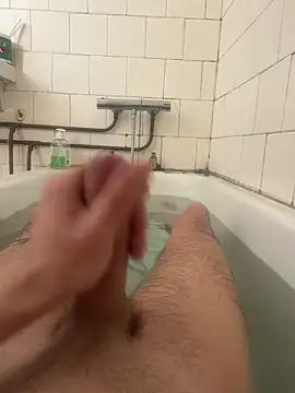 wolfwhite95 online show from 02/19/26, 10:45