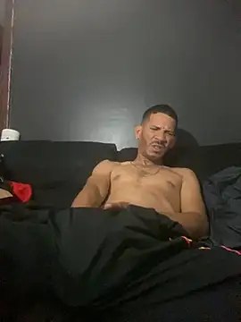 Chico Bellaco online show from 10/31/25, 05:37