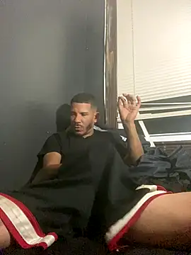 Chico Bellaco online show from 10/08/25, 04:14