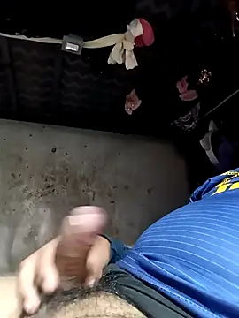 Snapshot of rayhot69 chatting on 02/05/25, 05:42 rayhot69 online show from 02/05/25, 05:42