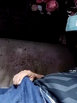 Snapshot of rayhot69 chatting on 03/20/26, 04:08 rayhot69 online show from 03/20/26, 04:08