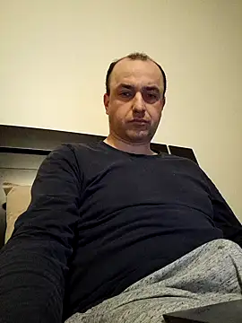 Snapshot of joshuagpratt chatting on 10/25/25, 07:03 joshuagpratt online show from 10/25/25, 07:03