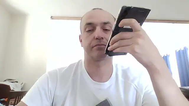 Snapshot of joshuagpratt chatting on 01/04/25, 02:14 joshuagpratt online show from 01/04/25, 02:14