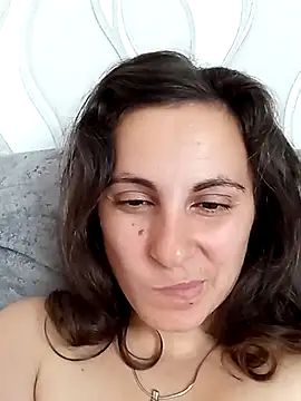 ShelaDiass online show from 10/15/25, 03:38