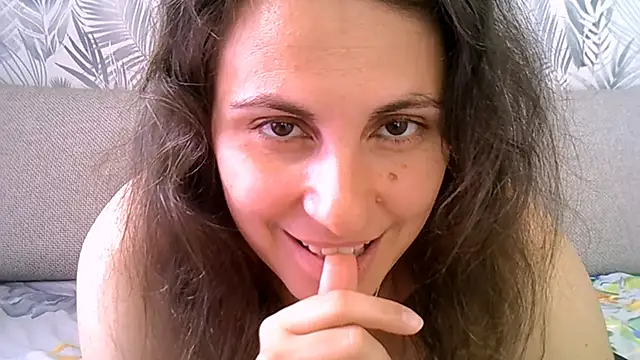 ShelaDiass online show from 09/13/25, 08:36