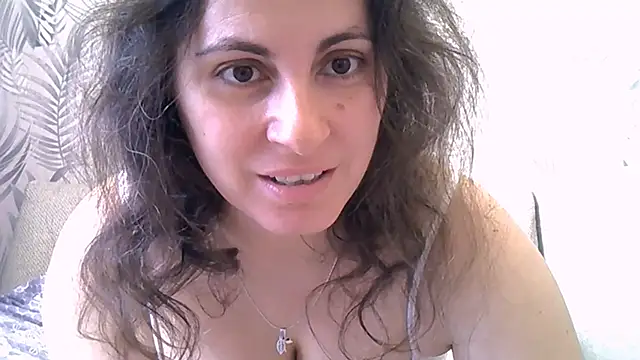 ShelaDiass online show from 11/30/25, 04:57