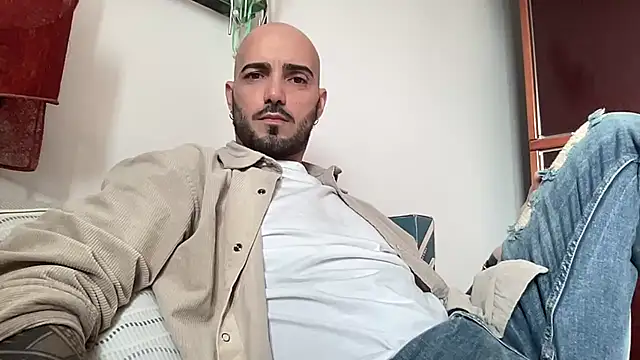 alessandromori91 online show from 03/05/26, 02:57