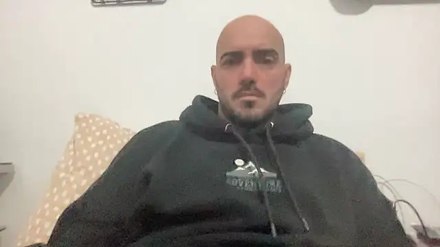 Snapshot of alessandromori91 chatting on 01/12/26, 06:31 alessandromori91 online show from 01/12/26, 06:31