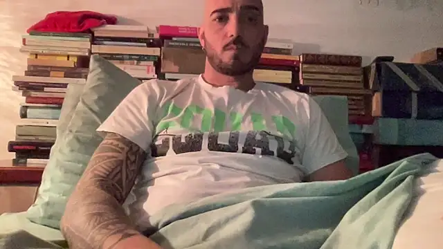 alessandromori91 online show from 04/08/26, 08:32