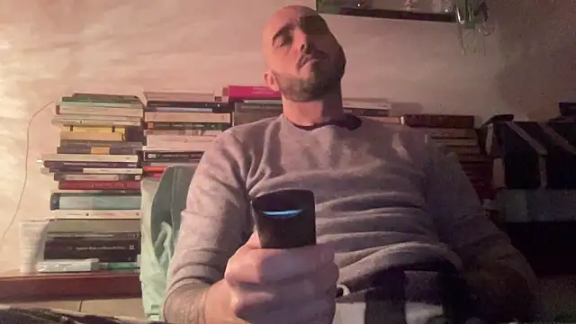 alessandromori91 online show from 04/01/26, 07:00