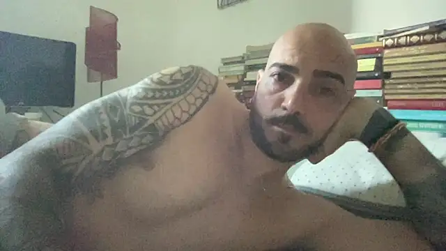 Snapshot of alessandromori91 chatting on 05/26/26, 05:49 alessandromori91 online show from 05/26/26, 05:49