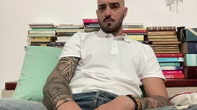 alessandromori91 online show from 04/14/26, 02:00