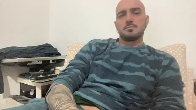 Snapshot of alessandromori91 chatting on 01/10/26, 08:37 alessandromori91 online show from 01/10/26, 08:37