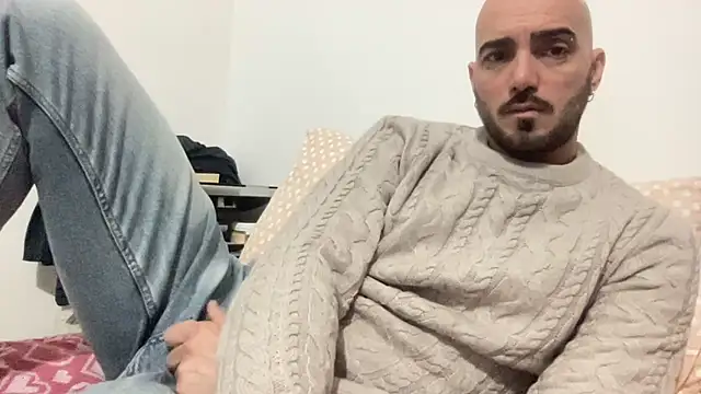 Snapshot of alessandromori91 chatting on 01/13/26, 08:46 alessandromori91 online show from 01/13/26, 08:46