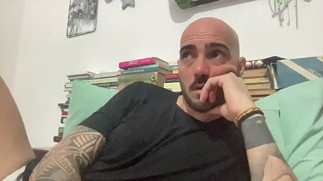 alessandromori91 online show from 04/17/26, 06:55