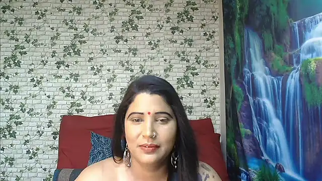 Snapshot of XIndianintimacy chatting on 03/15/25, 06:32 XIndianintimacy online show from 03/15/25, 06:32