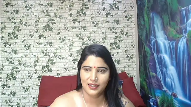 Snapshot of XIndianintimacy chatting on 03/16/25, 10:31 XIndianintimacy online show from 03/16/25, 10:31