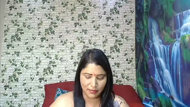 Snapshot of XIndianintimacy chatting on 03/01/25, 06:32 XIndianintimacy online show from 03/01/25, 06:32