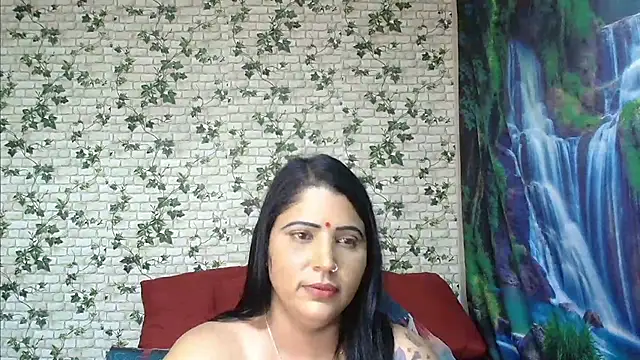 Snapshot of XIndianintimacy chatting on 03/01/25, 03:43 XIndianintimacy online show from 03/01/25, 03:43