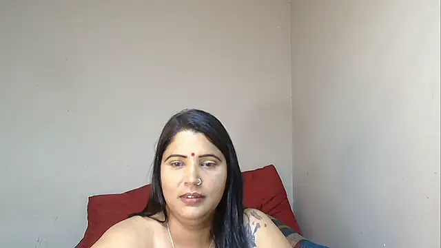 Snapshot of XIndianintimacy chatting on 01/29/25, 02:30 XIndianintimacy online show from 01/29/25, 02:30