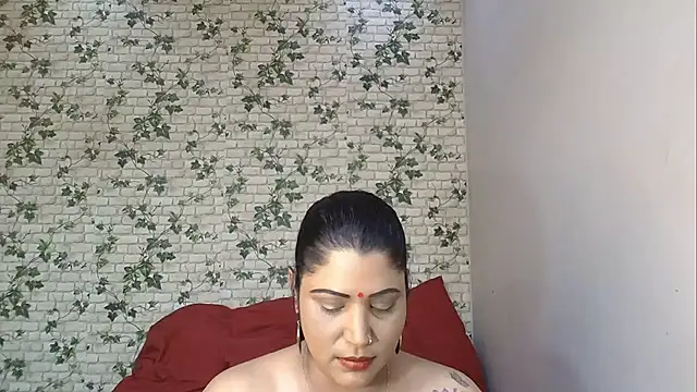 Snapshot of XIndianintimacy chatting on 09/26/25, 06:15 XIndianintimacy online show from 09/26/25, 06:15