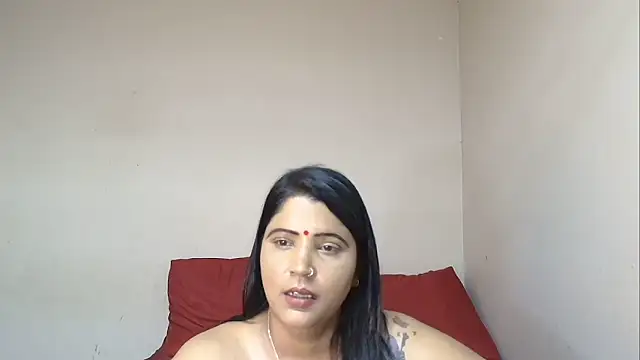Snapshot of XIndianintimacy chatting on 01/31/25, 12:39 XIndianintimacy online show from 01/31/25, 12:39