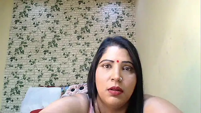 Snapshot of XIndianintimacy chatting on 07/11/26, 06:52 XIndianintimacy online show from 07/11/26, 06:52