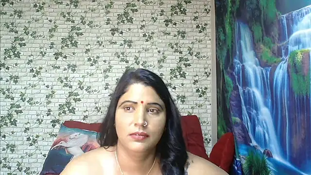 Snapshot of XIndianintimacy chatting on 03/07/25, 10:32 XIndianintimacy online show from 03/07/25, 10:32