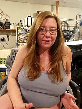 MsShelby40 online show from 12/13/25, 09:54